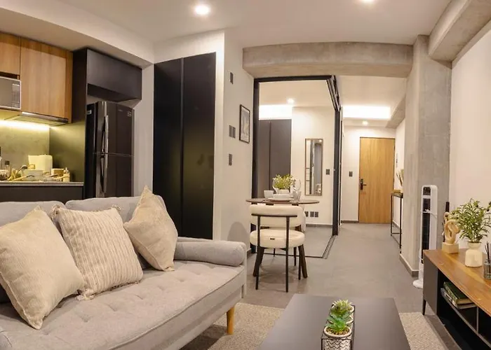 Modern 1br Near Revolucion Monument With Views Balcony & Gym Mexico City
